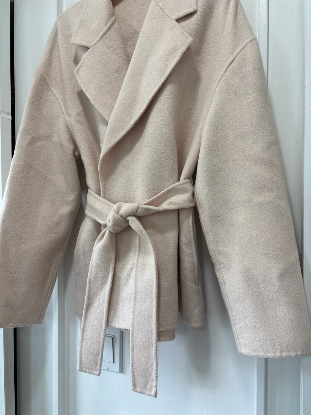 Creme Cozy Plush Double Face Wool Belted Blazer Jacket Size Medium - Picture 9 of 11